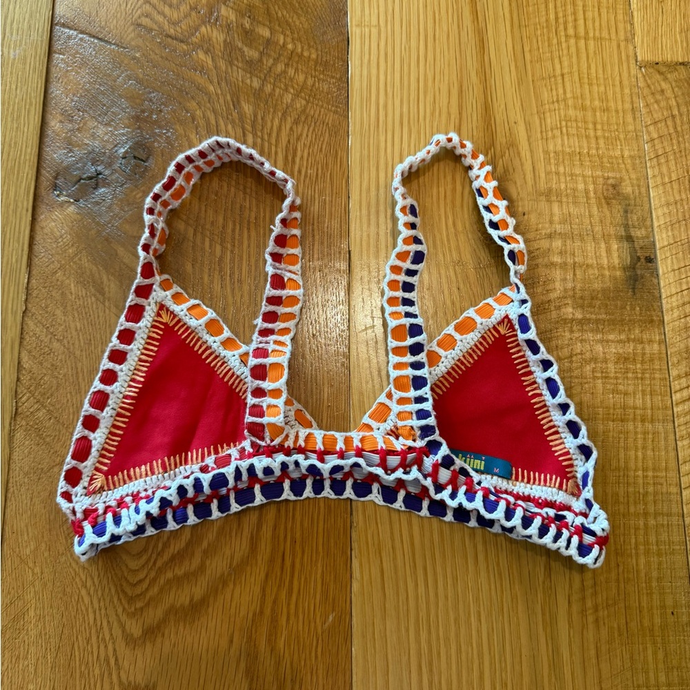 KIINI Kaia Bikini Top - Picture 2 of 4
